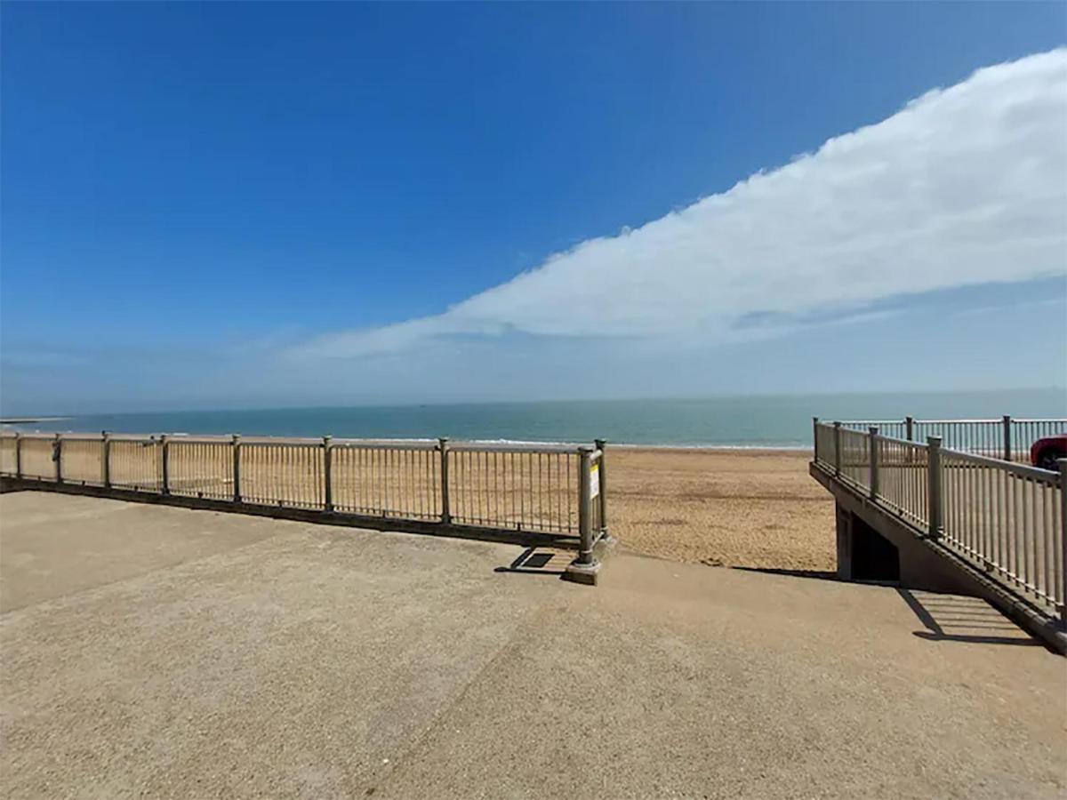 Sohot Stays Royal Sands Seaview Apt Free Parking Sleeps 4 Ramsgate Zewnętrze zdjęcie